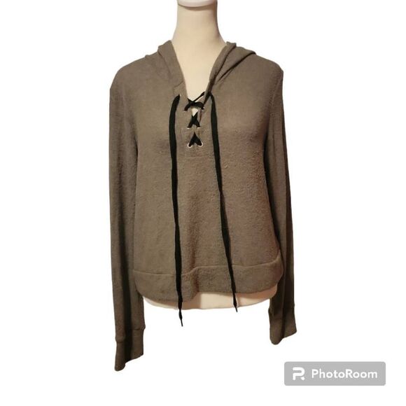 This&More Young Contemporary Lightweight Hoodie Size Medium - Picture 1 of 7